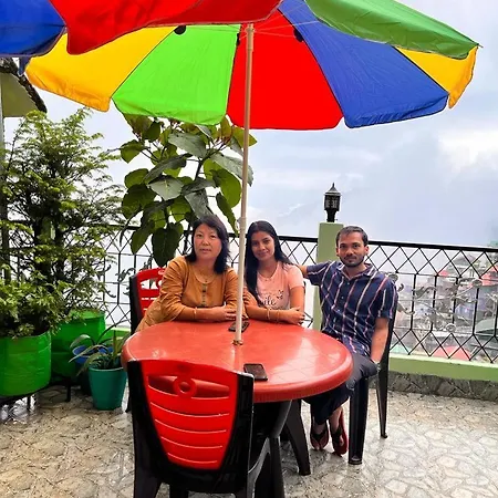 Dew Drops Guest House Darjeeling  Exterior photo